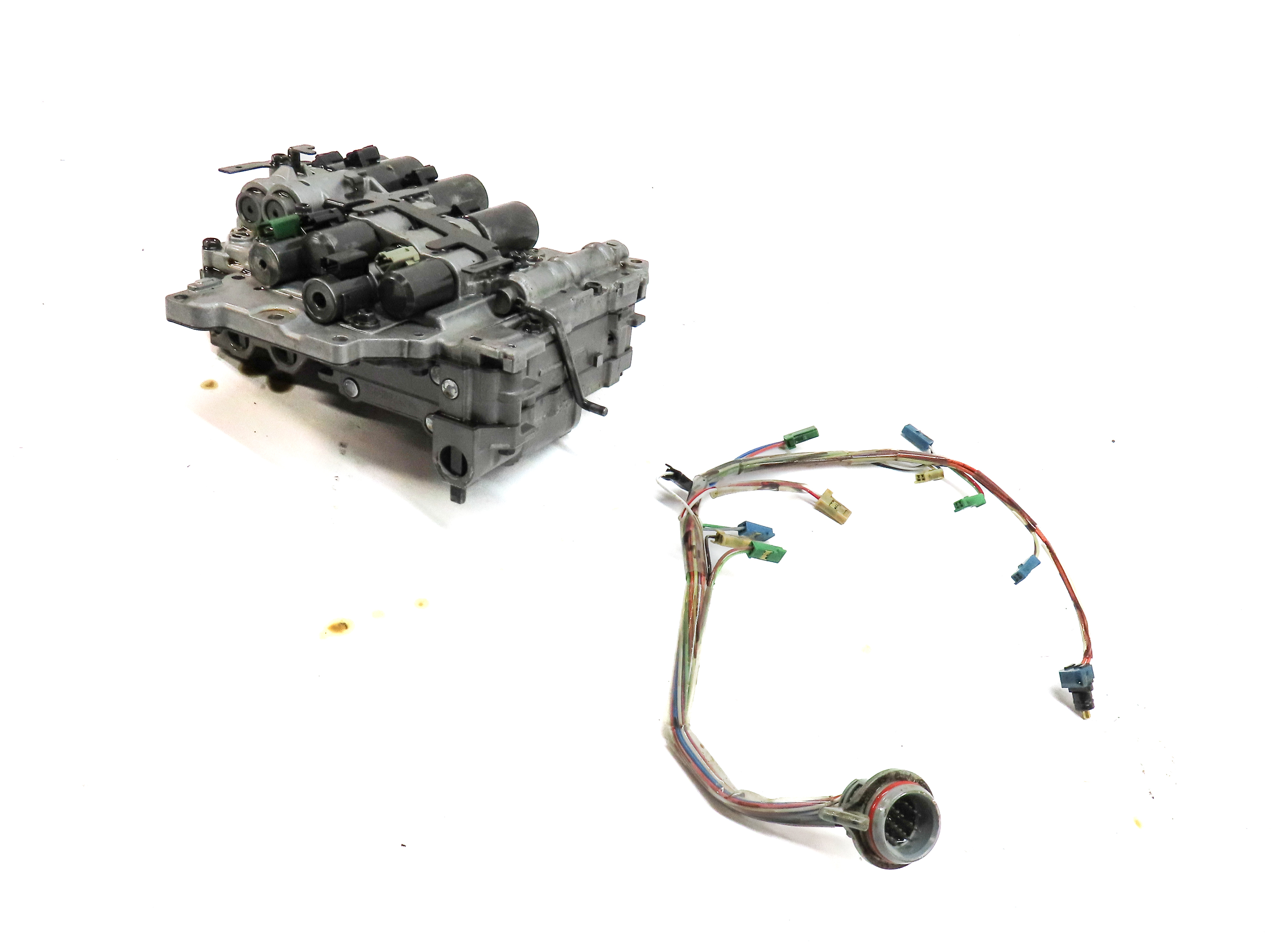 2012-2015 LAND ROVER LR2 / RANGE ROVER EVOQUE (L538) A/T TRANSMISSION VALVE BODY — exact item pictured